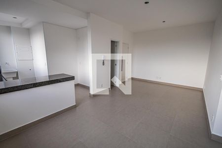 Sala de apartamento à venda com 3 quartos, 85m² em Padre Eustáquio, Belo Horizonte