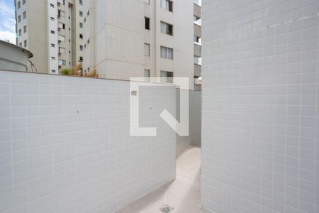 Apartamento à venda com 95m², 3 quartos e 2 vagasVaranda