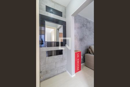 Corredor de apartamento para alugar com 1 quarto, 46m² em Azenha, Porto Alegre