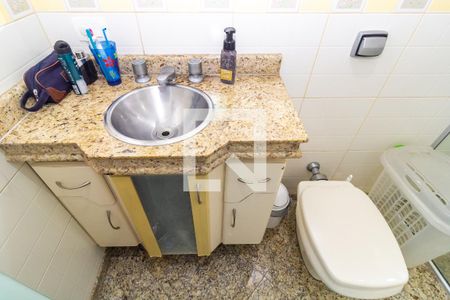 Casa à venda com 300m², 3 quartos e 7 vagasBanheiro da Suíte 3