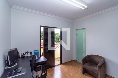 Casa à venda com 300m², 3 quartos e 7 vagasSuíte 3