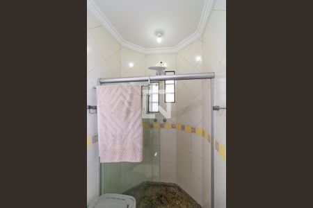Casa à venda com 300m², 3 quartos e 7 vagasBanheiro da Suíte 3