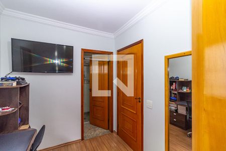 Casa à venda com 300m², 3 quartos e 7 vagasSuíte 2