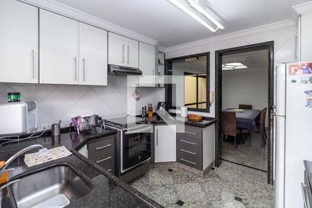 Casa à venda com 300m², 3 quartos e 7 vagasCozinha