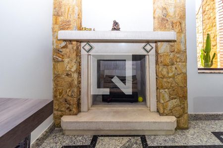 Sala de Estar de casa à venda com 3 quartos, 300m² em Vila Lucia, São Paulo