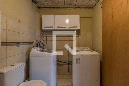 Casa à venda com 880m², 3 quartos e 2 vagasLavanderia