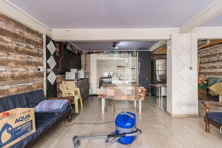 Casa à venda com 880m², 3 quartos e 2 vagasQuarto de Serviço