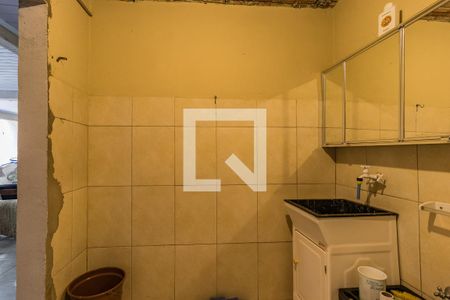 Casa à venda com 880m², 3 quartos e 2 vagasLavanderia