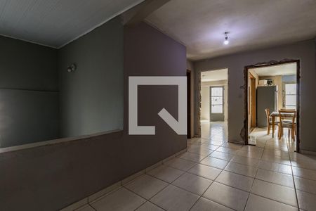 Casa à venda com 880m², 3 quartos e 2 vagasCorredor