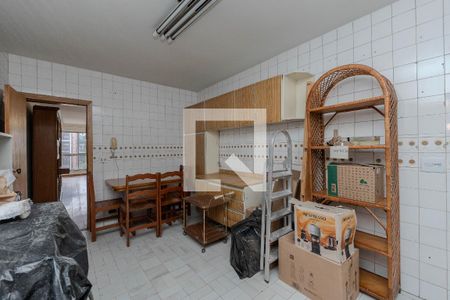 Apartamento à venda com 125m², 4 quartos e 2 vagasCozinha