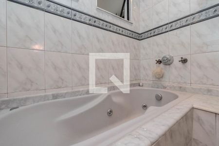 Apartamento à venda com 125m², 4 quartos e 2 vagasBanheiro