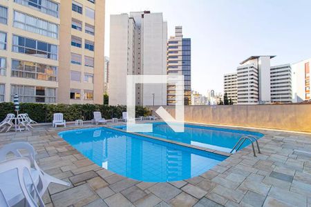 Apartamento à venda com 125m², 4 quartos e 2 vagasÁrea comum - Piscina