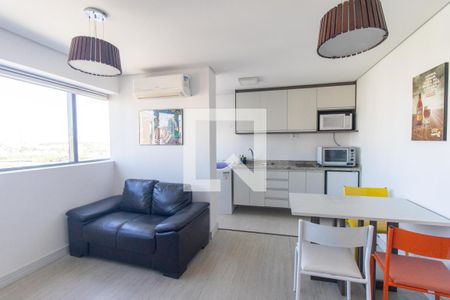 Sala/Quarto de apartamento para alugar com 1 quarto, 34m² em Centro, Curitiba