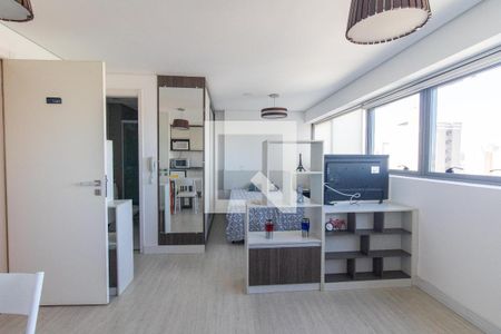 Apartamento para alugar com 34m², 1 quarto e sem vagaSala/Quarto