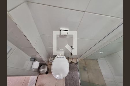 Banheiro de apartamento à venda com 1 quarto, 32m² em Laranjeiras, Rio de Janeiro