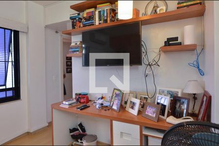 Apartamento para alugar com 182m², 5 quartos e 2 vagas Apartamento para alugar com 182m², 5 quartos e 2 vagasSuíte 1