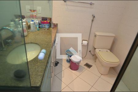 Apartamento para alugar com 182m², 5 quartos e 2 vagas Apartamento para alugar com 182m², 5 quartos e 2 vagasBanheiro da Suíte 2