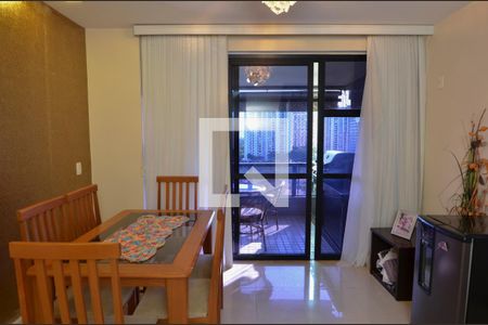 Sala de apartamento para alugar com 5 quartos, 182m² em Barra da Tijuca, Rio de Janeiro