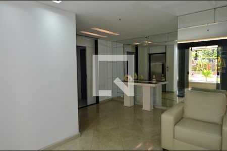 Apartamento para alugar com 182m², 5 quartos e 2 vagas Apartamento para alugar com 182m², 5 quartos e 2 vagasHall de entrada