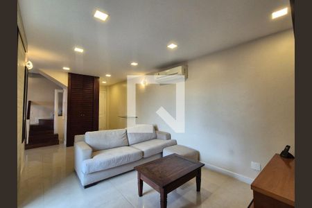 Sala de apartamento para alugar com 5 quartos, 182m² em Barra da Tijuca, Rio de Janeiro