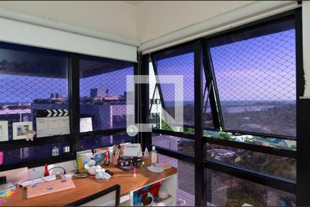 Apartamento para alugar com 182m², 5 quartos e 2 vagas Apartamento para alugar com 182m², 5 quartos e 2 vagasQuarto 3