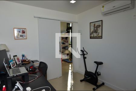 Apartamento para alugar com 182m², 5 quartos e 2 vagas Apartamento para alugar com 182m², 5 quartos e 2 vagasQuarto 1