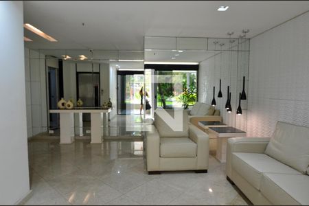 Apartamento para alugar com 182m², 5 quartos e 2 vagas Apartamento para alugar com 182m², 5 quartos e 2 vagasHall de entrada