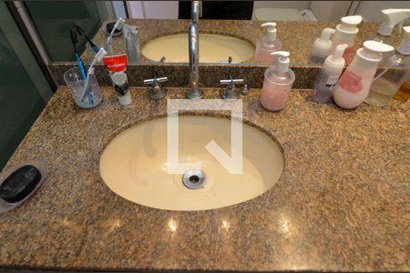 Apartamento para alugar com 182m², 5 quartos e 2 vagas Apartamento para alugar com 182m², 5 quartos e 2 vagasBanheiro da Suíte 2