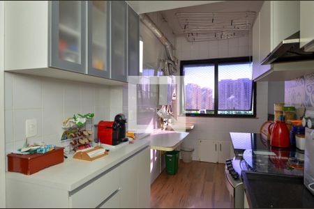 Apartamento para alugar com 182m², 5 quartos e 2 vagas Apartamento para alugar com 182m², 5 quartos e 2 vagasCozinha