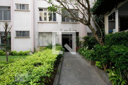 Apartamento à venda com 40m², 1 quarto e sem vagaFachada e portaria