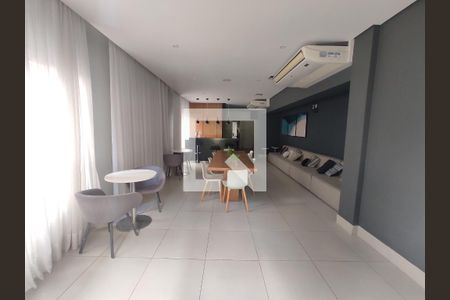 Apartamento à venda com 40m², 1 quarto e sem vagaÁrea comum - Salão de festas