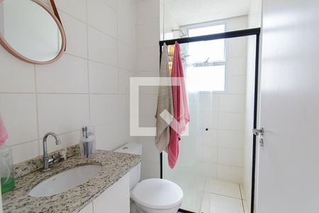 Banheiro de apartamento para alugar com 2 quartos, 42m² em Itanhangá, Rio de Janeiro