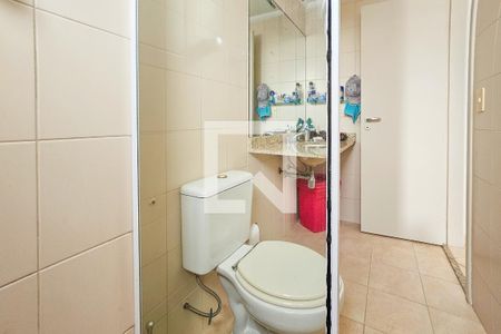 Apartamento para alugar com 176m², 4 quartos e 2 vagas Apartamento para alugar com 176m², 4 quartos e 2 vagasBanheiro da Suíte 3