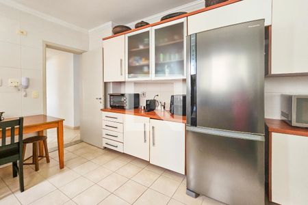 Apartamento para alugar com 176m², 4 quartos e 2 vagas Apartamento para alugar com 176m², 4 quartos e 2 vagasCozinha