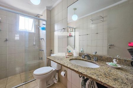 Apartamento para alugar com 176m², 4 quartos e 2 vagas Apartamento para alugar com 176m², 4 quartos e 2 vagasBanheiro da Suíte 1