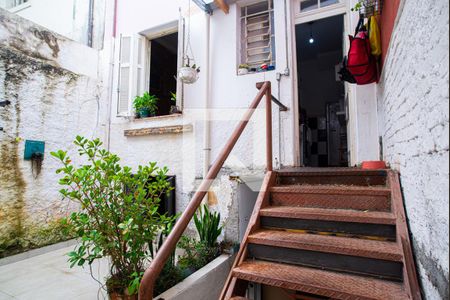 Casa à venda com 232m², 2 quartos e sem vagaQuintal