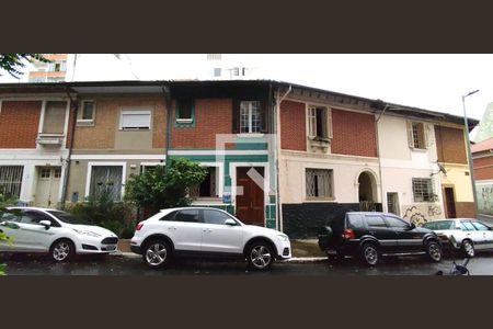 Casa à venda com 232m², 2 quartos e sem vagaFachada