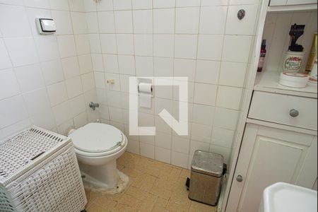 Casa à venda com 232m², 2 quartos e sem vagaBanheiro