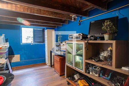 Casa à venda com 232m², 2 quartos e sem vagaPorão