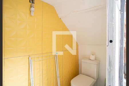 Casa à venda com 232m², 2 quartos e sem vagaBanheiro de Serviço