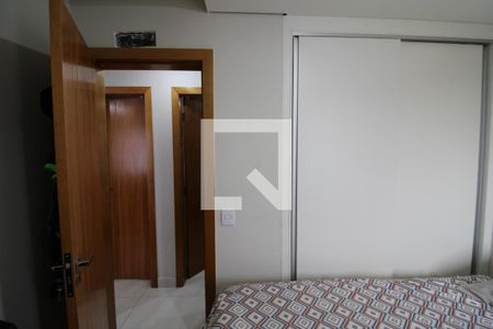Quarto 1 de apartamento à venda com 2 quartos, 42m² em Vila Nilo, São Paulo