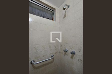 Apartamento para alugar com 111m², 3 quartos e 1 vaga Apartamento para alugar com 111m², 3 quartos e 1 vagaBanheiro da Suíte