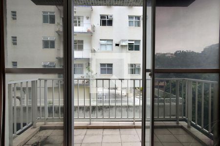 Varanda  de apartamento para alugar com 3 quartos, 111m² em Anil, Rio de Janeiro