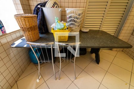 Casa à venda com 137m², 3 quartos e 2 vagas Casa à venda com 137m², 3 quartos e 2 vagasLavanderia