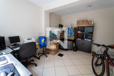 Casa à venda com 137m², 3 quartos e 2 vagas Casa à venda com 137m², 3 quartos e 2 vagasQuarto de serviço