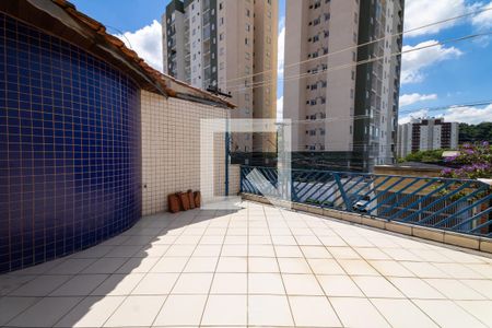 Casa à venda com 137m², 3 quartos e 2 vagas Casa à venda com 137m², 3 quartos e 2 vagasÁrea comum