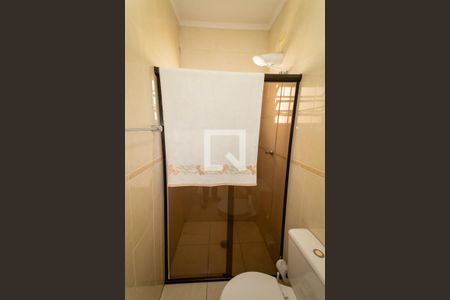 Casa à venda com 137m², 3 quartos e 2 vagas Casa à venda com 137m², 3 quartos e 2 vagasBanheiro