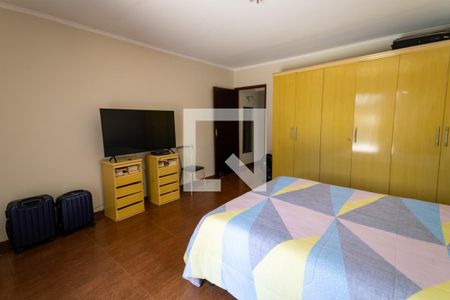 Casa à venda com 137m², 3 quartos e 2 vagas Casa à venda com 137m², 3 quartos e 2 vagasQuarto