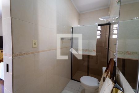Casa à venda com 137m², 3 quartos e 2 vagas Casa à venda com 137m², 3 quartos e 2 vagasBanheiro