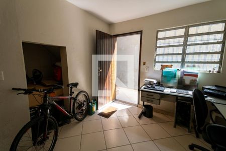 Casa à venda com 137m², 3 quartos e 2 vagas Casa à venda com 137m², 3 quartos e 2 vagasQuarto de serviço
